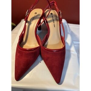 Metropolitan View Red Size 7 Pumps